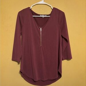 Green Envelope Maroon V-Neck Women’s Blouse Small